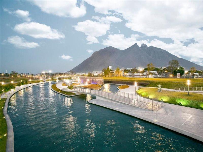 Rose Hotel Monterrey Kültér fotó