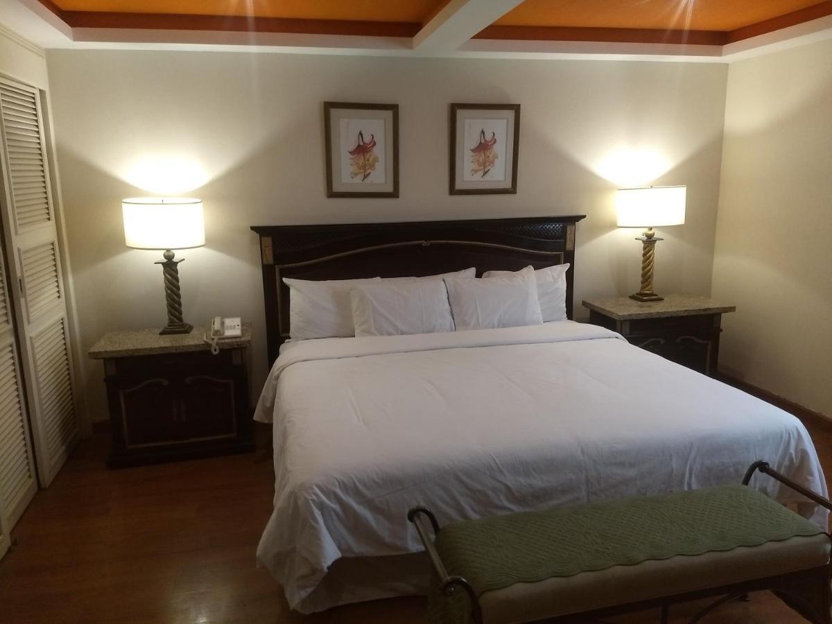 Rose Hotel Monterrey Kültér fotó