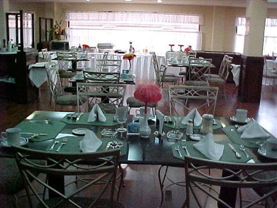 Rose Hotel Monterrey Étterem fotó